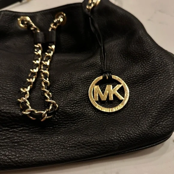 Vintage michael kors real leather bucket bag - Picture 3 of 6